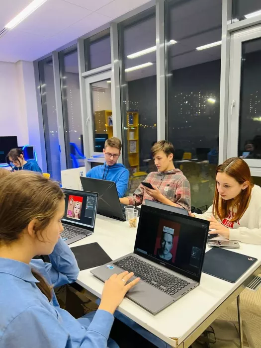 Школа дизайна "Education design" на Радужной.