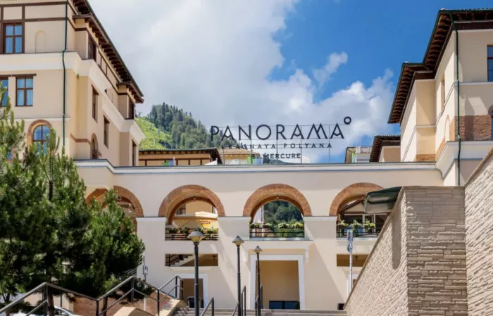 Отель "Panorama by Mercure"