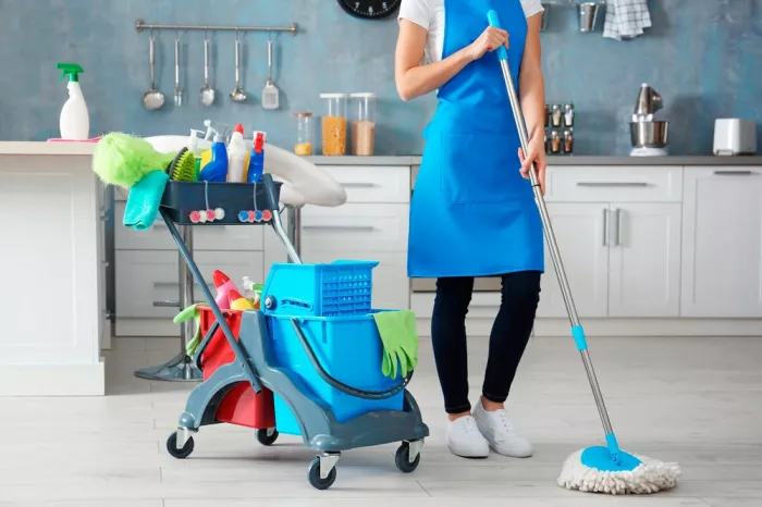 Услуги по уборке "Fresh Cleaning Service".