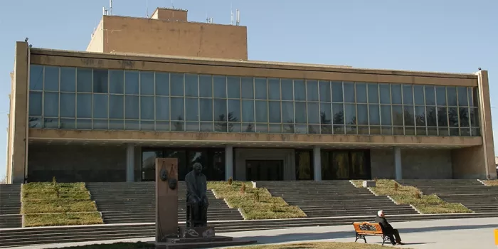 Гюмрийский Драматический Театр.