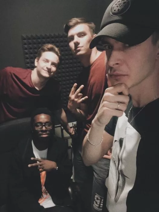 "Atlanta Records" - студия звукозаписи в Нижнем Новгороде.