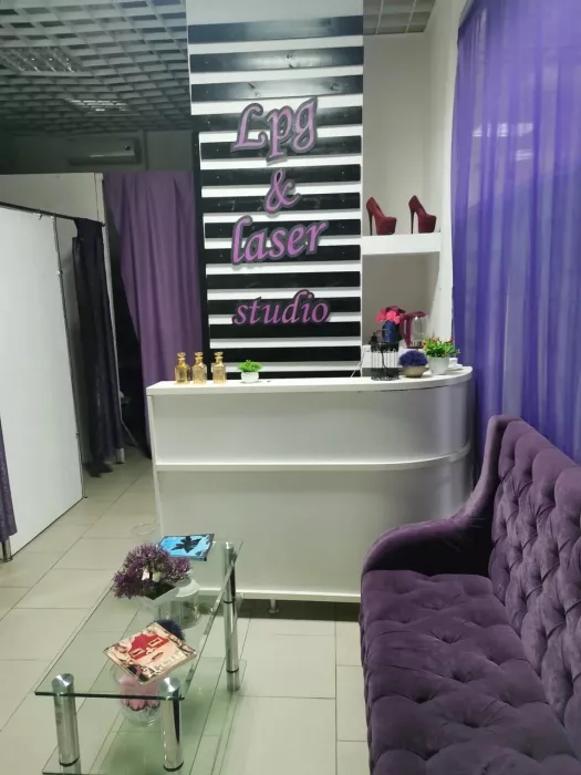 Студия аппаратного массажа "Lpg & laser studio".
