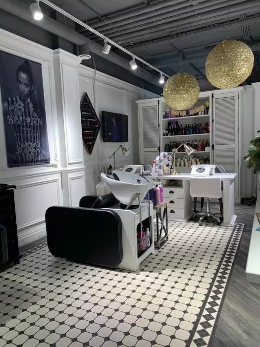 Салон красоты "Selfie Beauty Room".