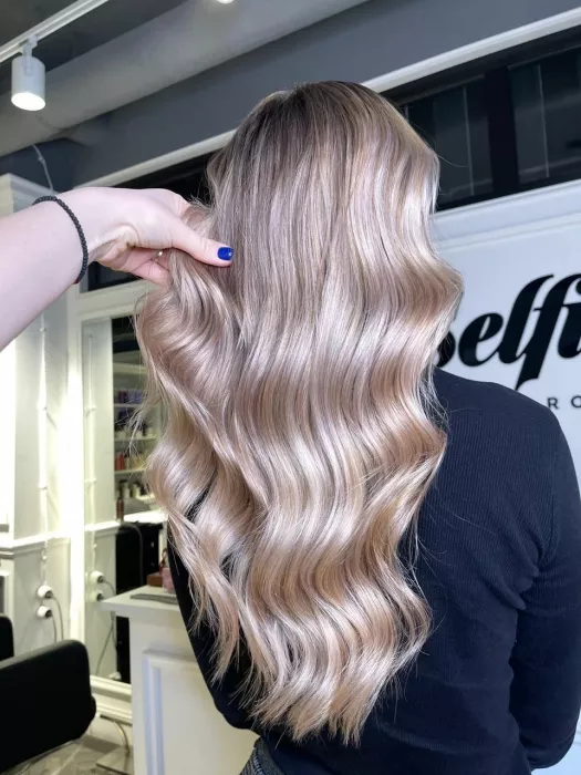 Салон красоты "Selfie Beauty Room".