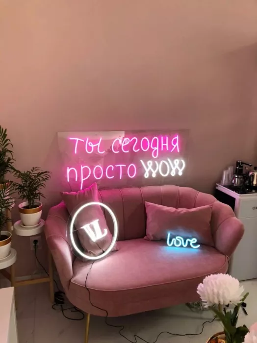 Ногтевая студия "Vl studio&shop".