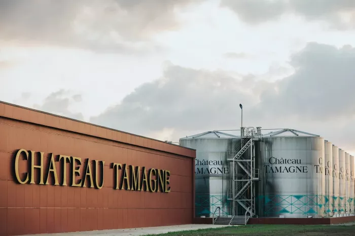 Гастробар "Chateau Tamagne".