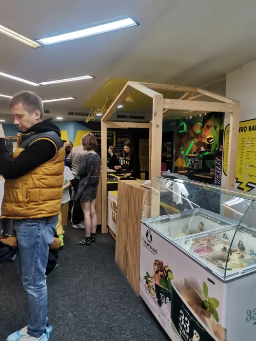 Батутный центр "Хиро парк" на метро Академия Наук
