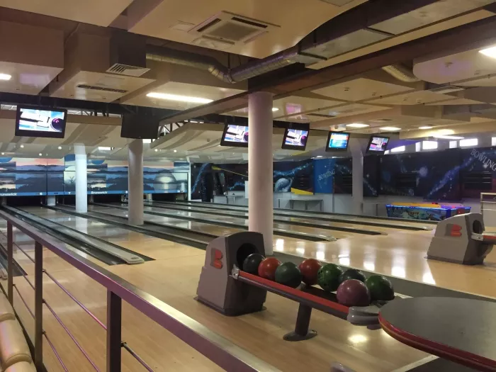 Боулинг-клуб "Bowling Haus"