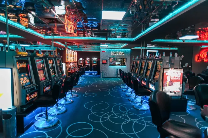 Игорный клуб "Maxbet"