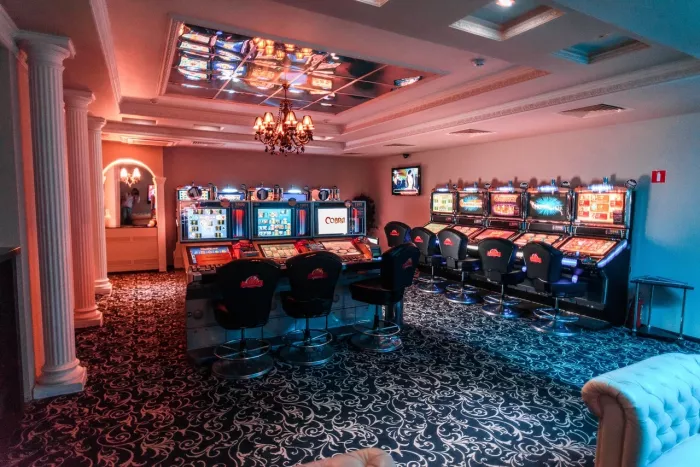 Игорный клуб "Maxbet"