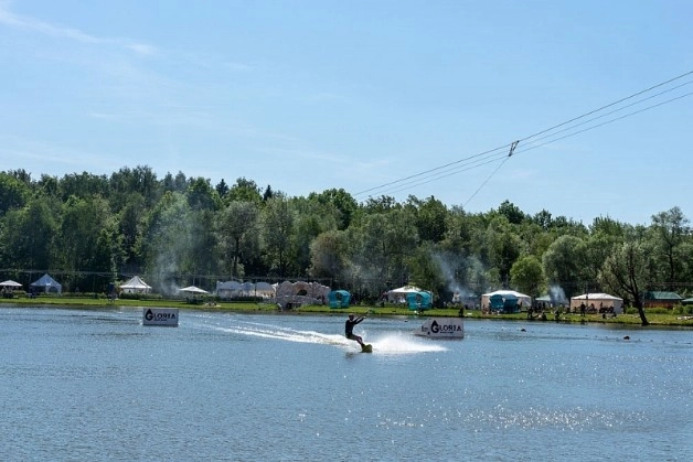 Вейк-клуб "Gloria Wake Park"