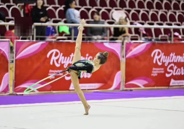 Секция Художественной Гимнастики "Rhythmic Stars".