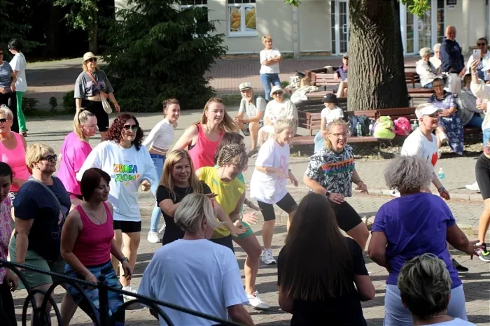 Фитнес-клуб "Zumba dom"