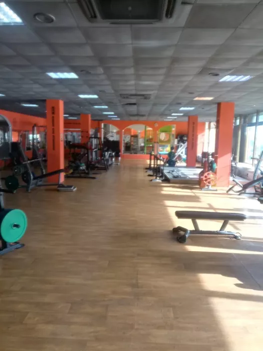 Спортивный клуб "Зевс".