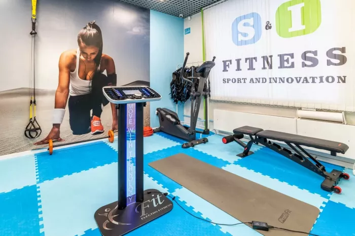 Фитнес клуб "EMS fitness".