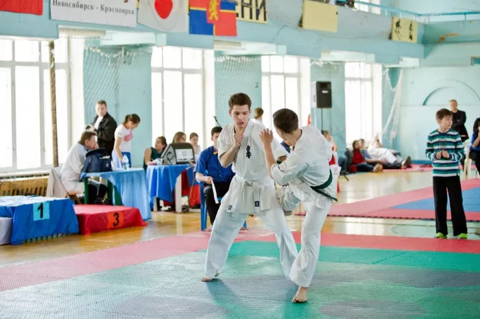 Клуб каратэ киокушинкай "Торнадо".