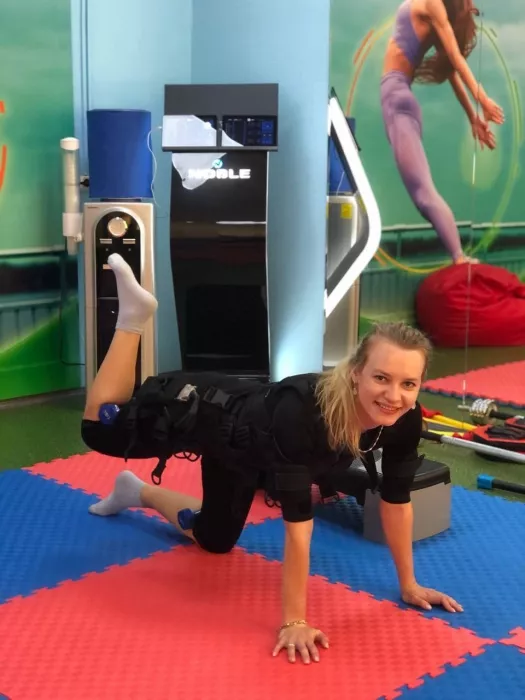 Фитнес-клуб "Expressfit".