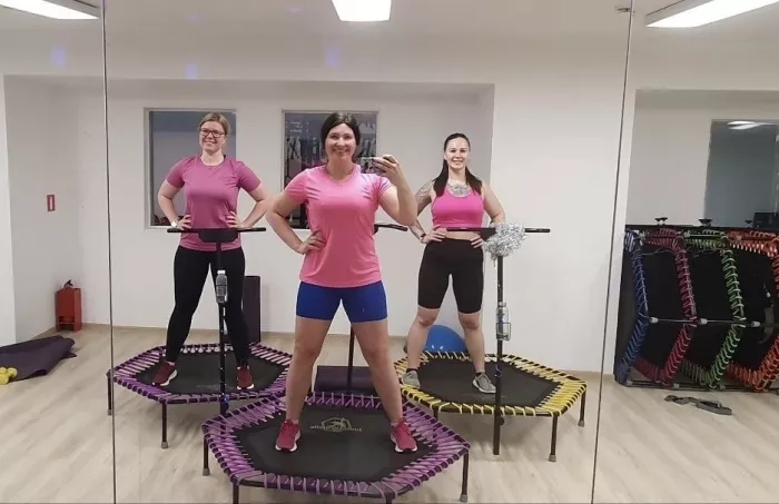Студия фитнеса на батуте "JumpForSmile"
