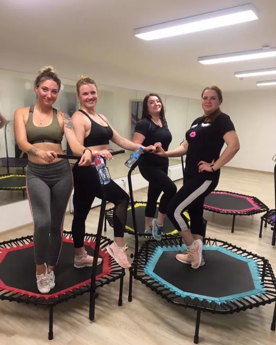 Студия фитнеса на батуте "JumpForSmile"