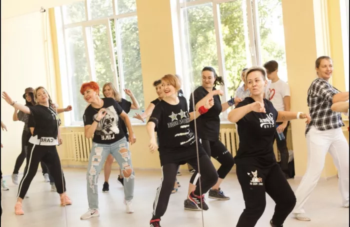 Студия танцев и танцевального фитнеса "Hipness club"