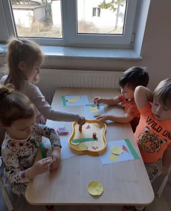 Детский сад "Маленький гений"