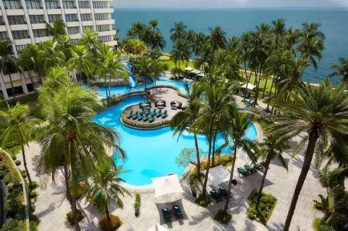Отель «Sofitel Philippines Plaza Manila»