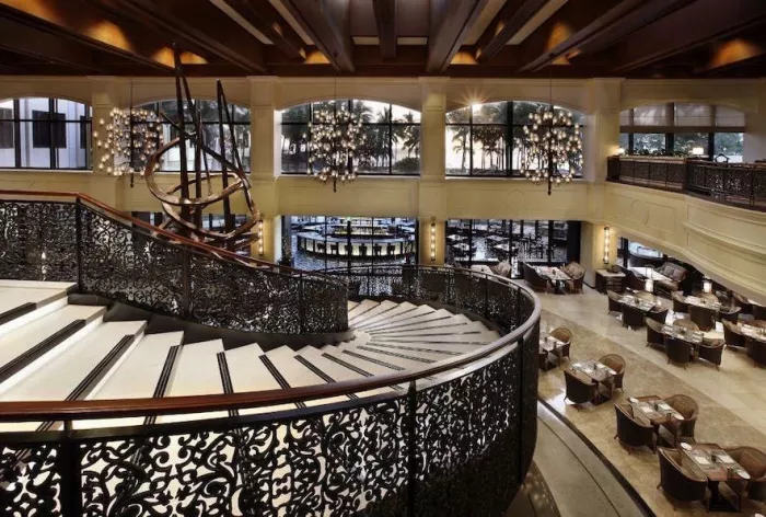 Отель «Sofitel Philippines Plaza Manila»