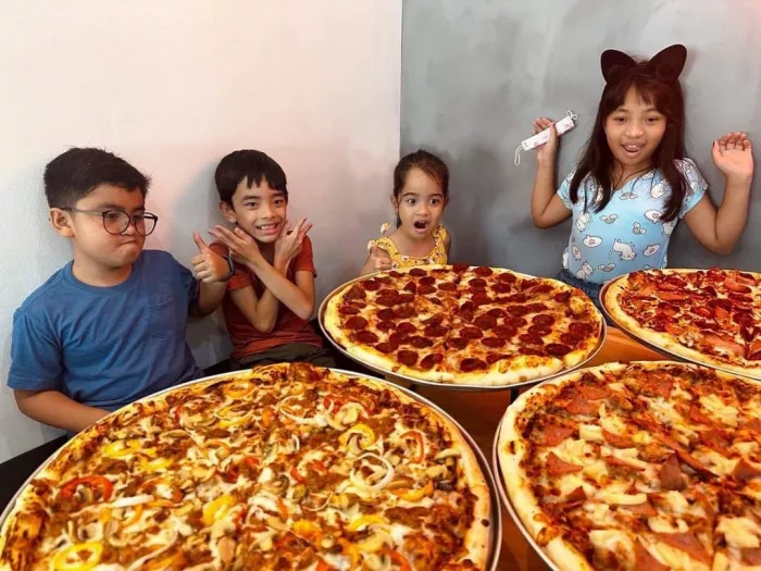 Пиццерия «Big Three Pizza»
