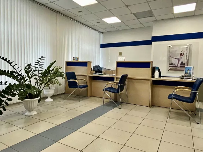 Банк "Финсервис".