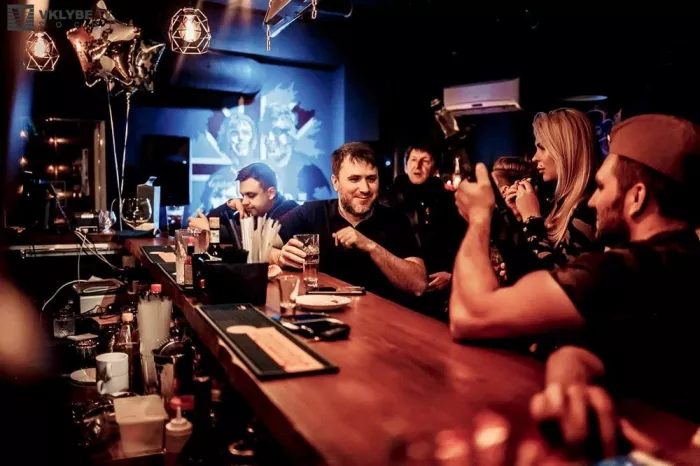 Караоке-клуб "Movie bar"