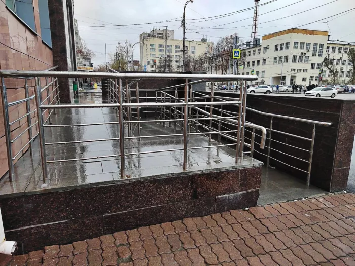  Банк "Синара" на ул. Куйбышева. 