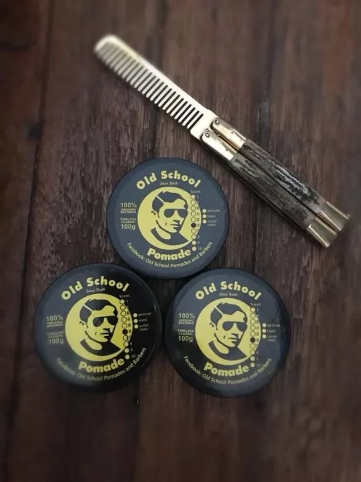 Барбершоп «Old School Barbers and Pomades»