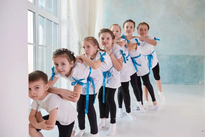 Арт Центр "Performance"
