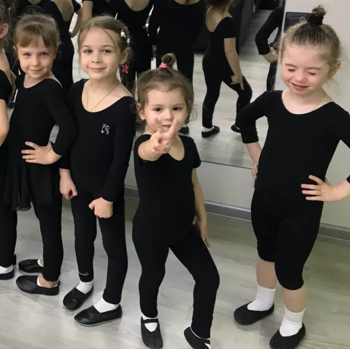 Танцевально-спортивный центр "Кристалл"