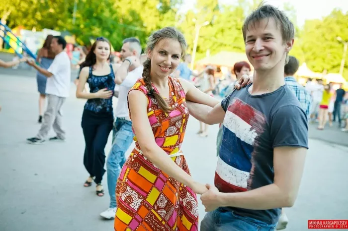 Школа танцев "Сальсатека"