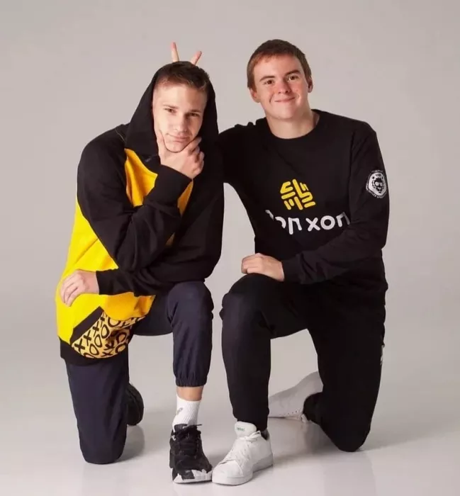 Школа Танцев "Топ Хоп" на ул. Дуси Ковальчук