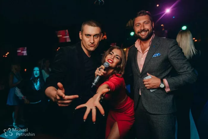 Караоке-клуб "Music Bar 11"