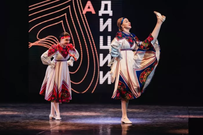 Образцовый хореографический ансамбль "Cозвездие" 