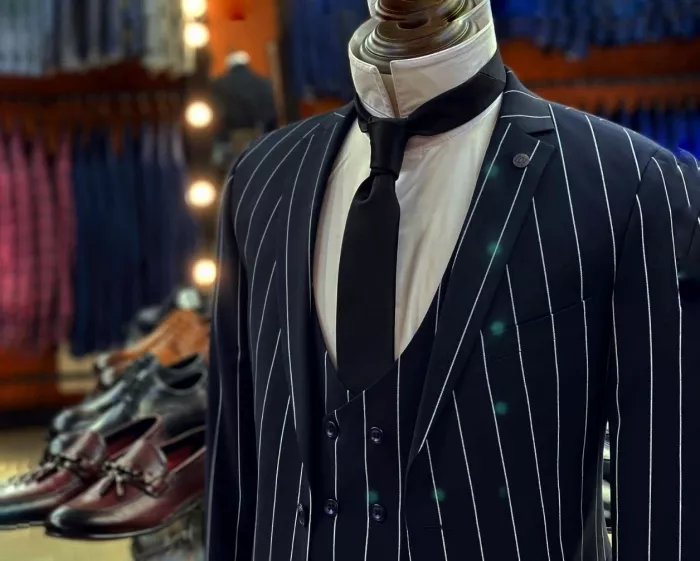 Магазин мужских костюмов  «Trueman suits»