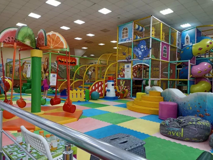 Детский парк "7 Континент".