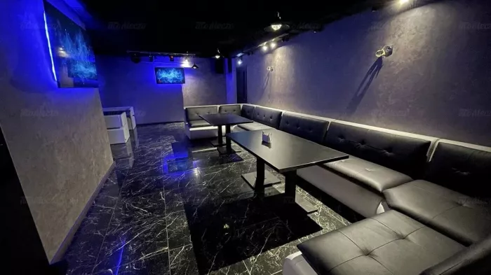 Караоке-клуб "La Room"