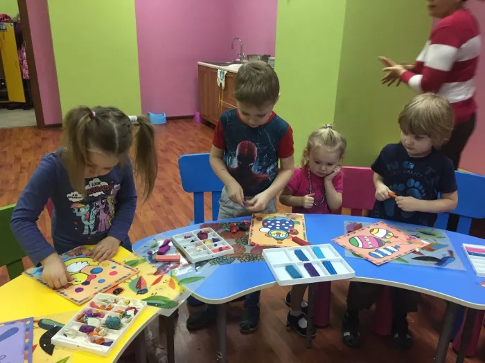 Ясли-сад "Maxi Kids"