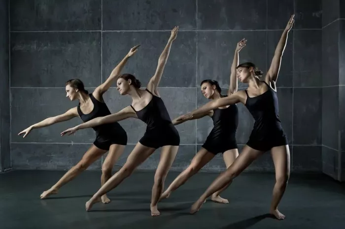 Школа танцев "Бригантина — Dance Stars"