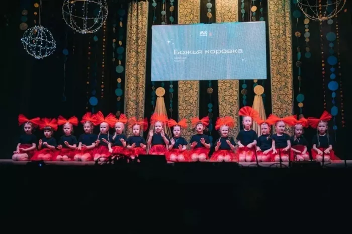 "Танцевальная студия M & dance"