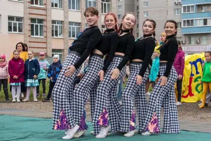 Школа танцев "Вертикаль"