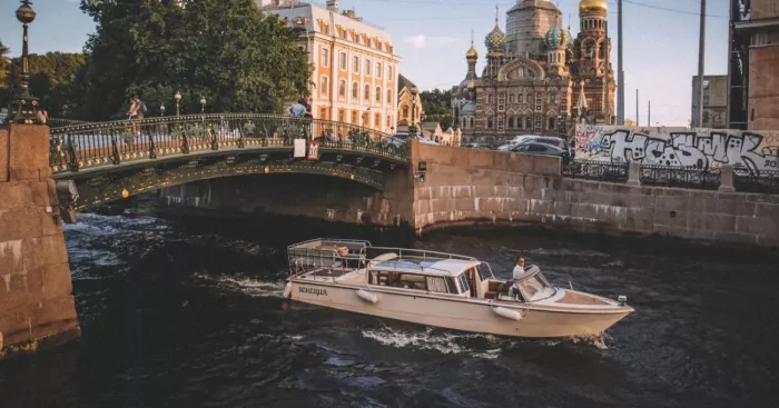 Компании по аренде яхты и катера "Smart Yacht"