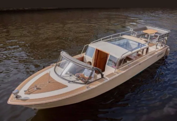 Компании по аренде яхты и катера "Smart Yacht"