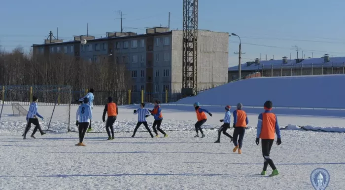 Футбольный клуб "Невский фронт"