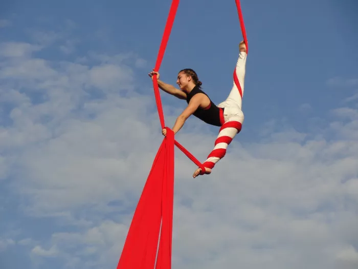 Воздушная гимнастика, полотна "AirDance"