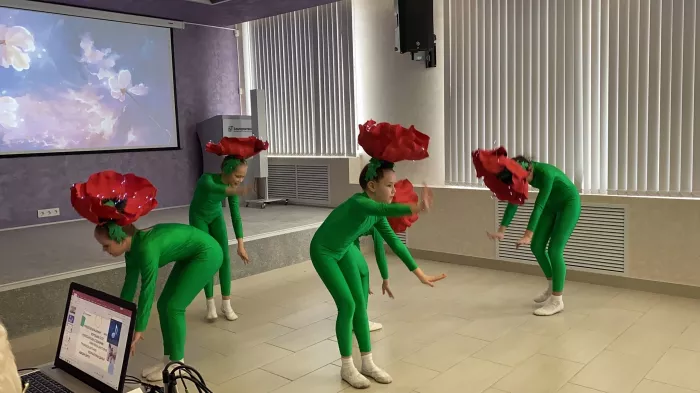 Детская танцевальная студия "BabyStep"